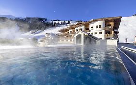 Natur- & Wanderhotel Tuxertal